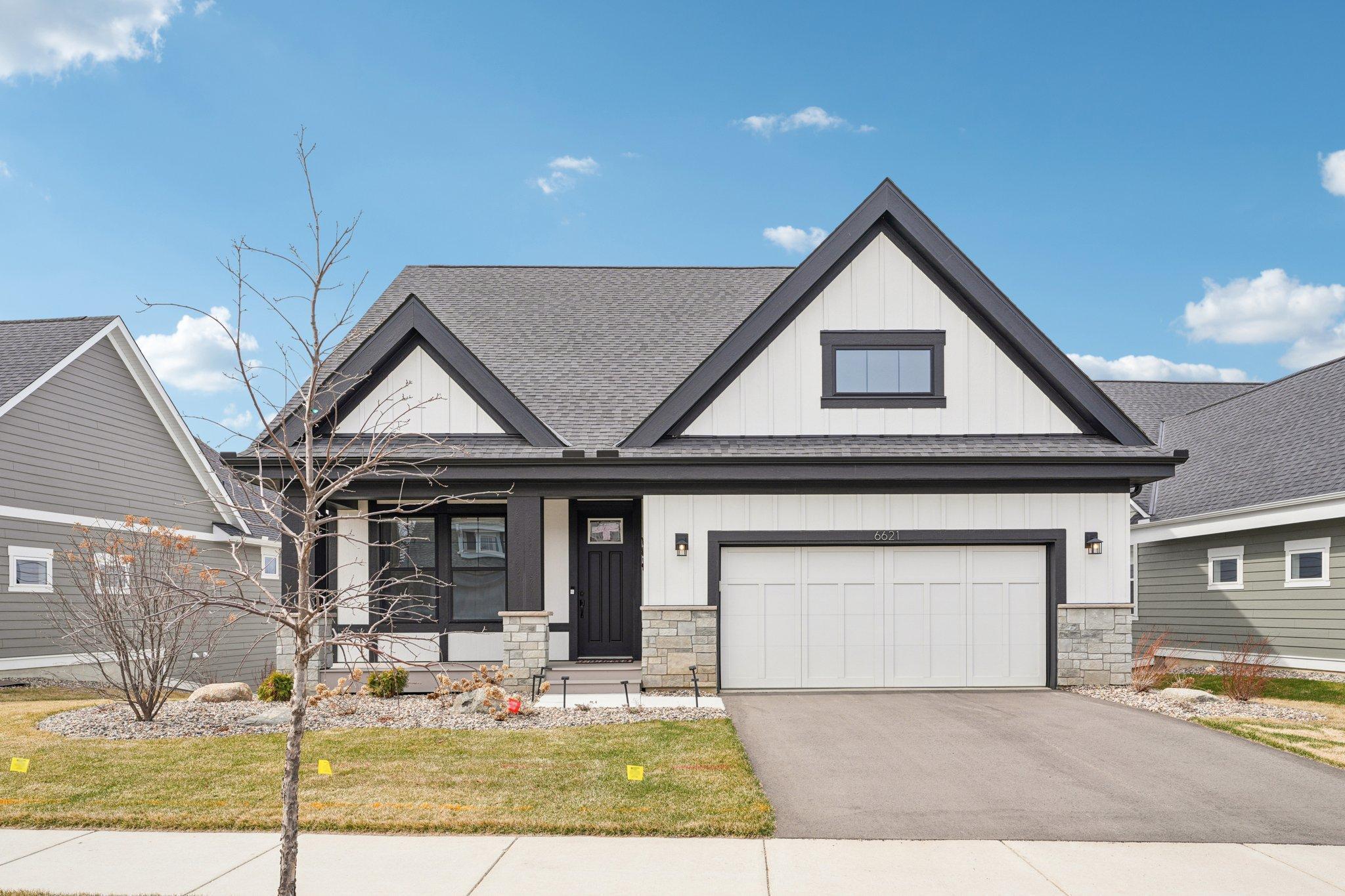 Front of the Home - 6621 Harvest Trl. Chaska, MN 55318