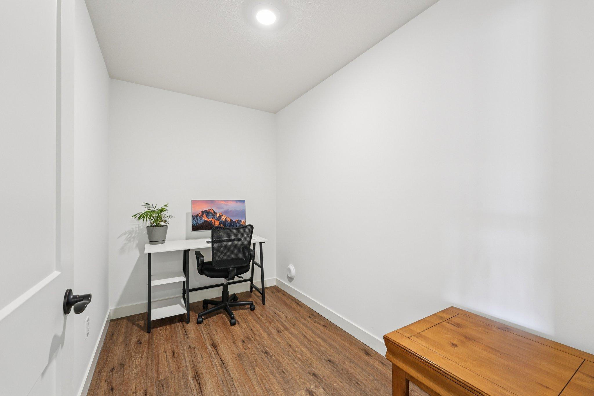 Office - 6621 Harvest Trl. Chaska, MN 55318