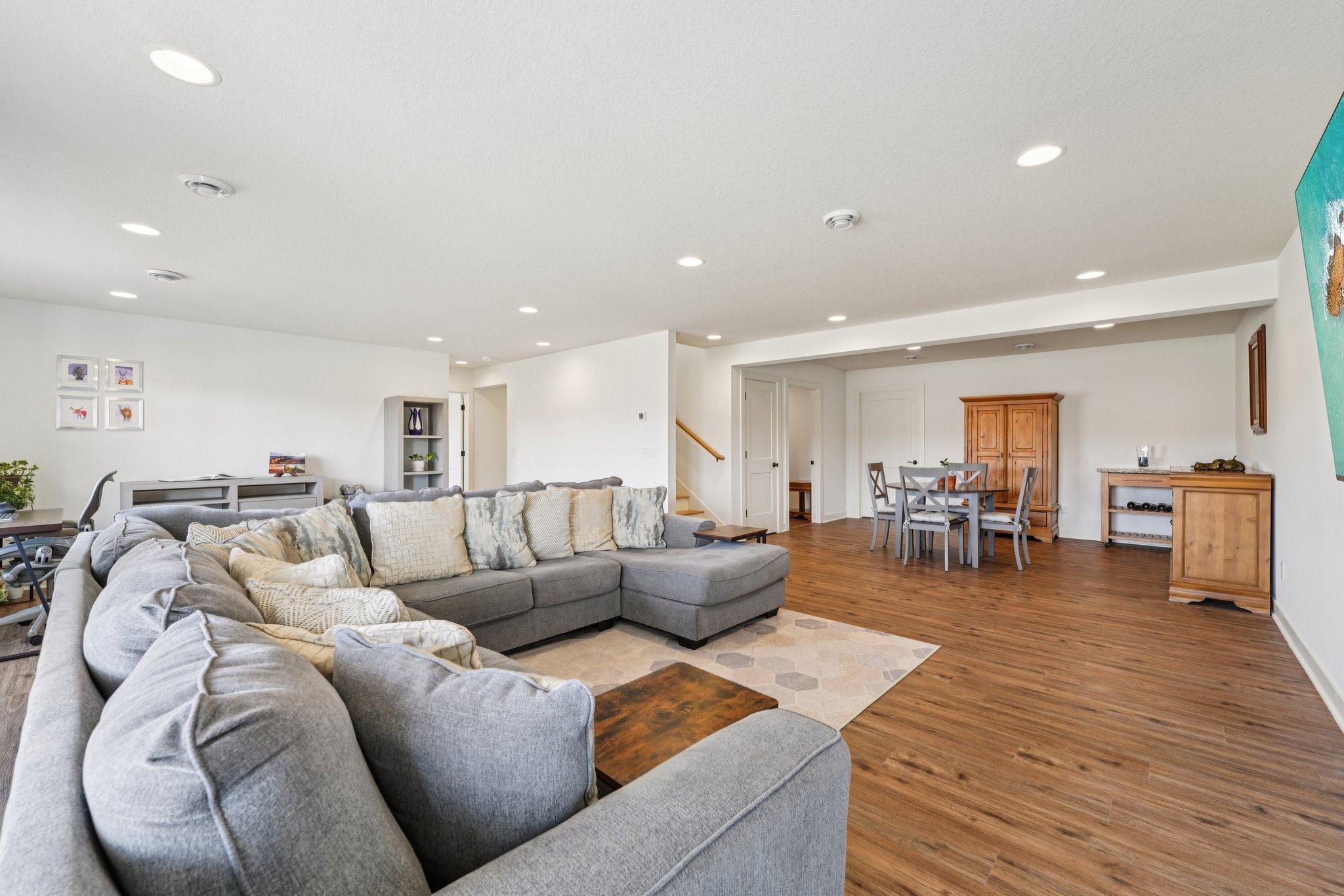 Family Room - 6621 Harvest Trl. Chaska, MN 55318