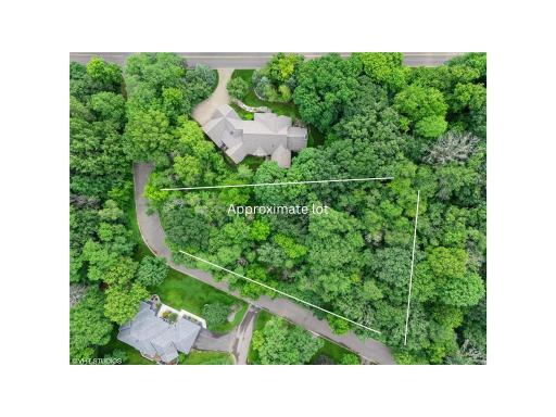 4893x Woodhurst Lane, Minnetonka, MN 55345