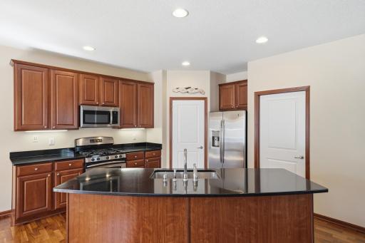 2156 Cedar Grove Trail, Eagan, MN 55122