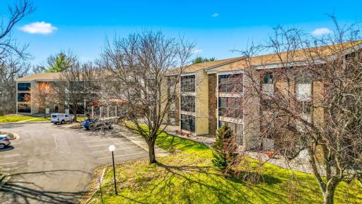 3150 Glen Oaks Avenue, 105A, White Bear Lake, MN 55110