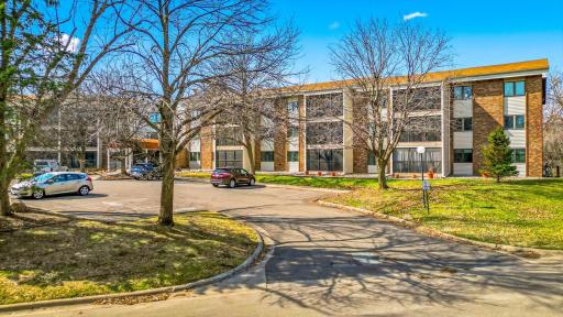 3150 Glen Oaks Avenue, 105A, White Bear Lake, MN 55110