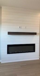 Shiplap on Fireplace, exclude mantle/tech tube. For visual purposes on ship lap with fireplace only