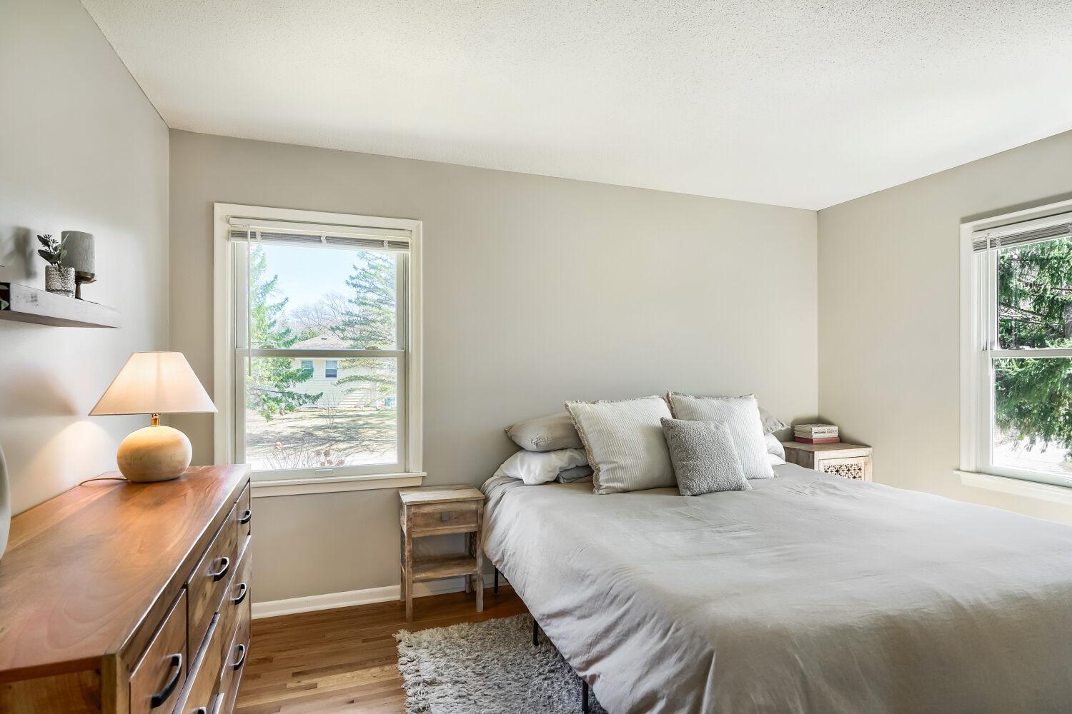 8605 Poplar Bridge Curve - Web Quality - 013 - 13 Primary Bedroom.jpg