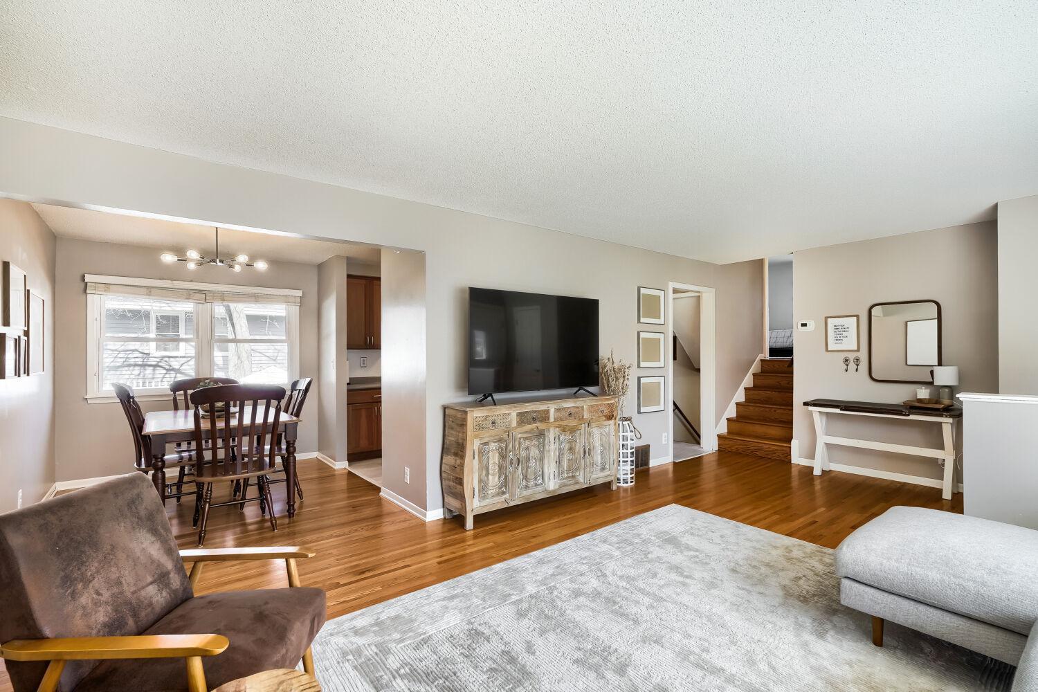 Living Room / Dining Area