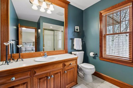 Bedroom 4 ensuite 3/4 batt