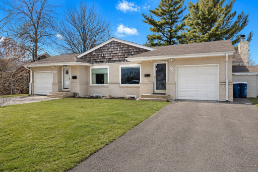 5516 France Avenue S, Edina, MN 55410