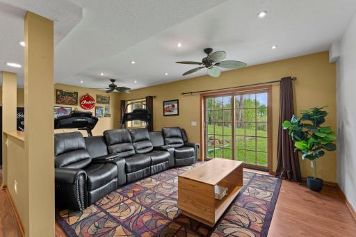 73-web-or-mls-43224 Cedarcrest Trl-514.jpg