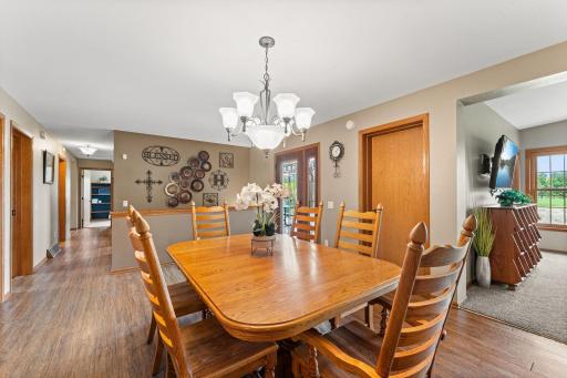27-web-or-mls-43224 Cedarcrest Trl-249.JPG