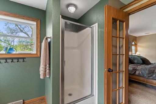 50-web-or-mls-43224 Cedarcrest Trl-404.JPG