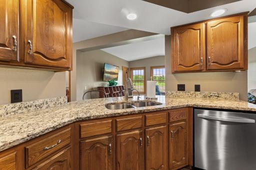 32-web-or-mls-43224 Cedarcrest Trl-329.JPG