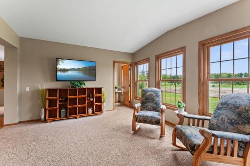 23-web-or-mls-43224 Cedarcrest Trl-294.JPG