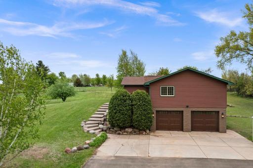 106-web-or-mls-43224 Cedarcrest Trl-28.jpg
