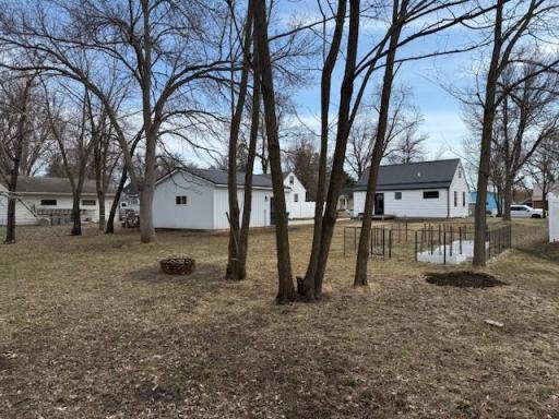 627 E South Street, Litchfield, MN 55355