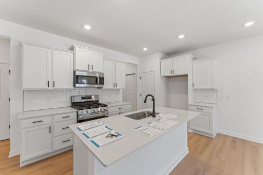 22385 Isla Way, Rogers, MN 55374