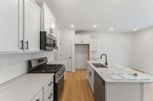 22385 Isla Way, Rogers, MN 55374