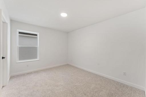 22385 Isla Way, Rogers, MN 55374