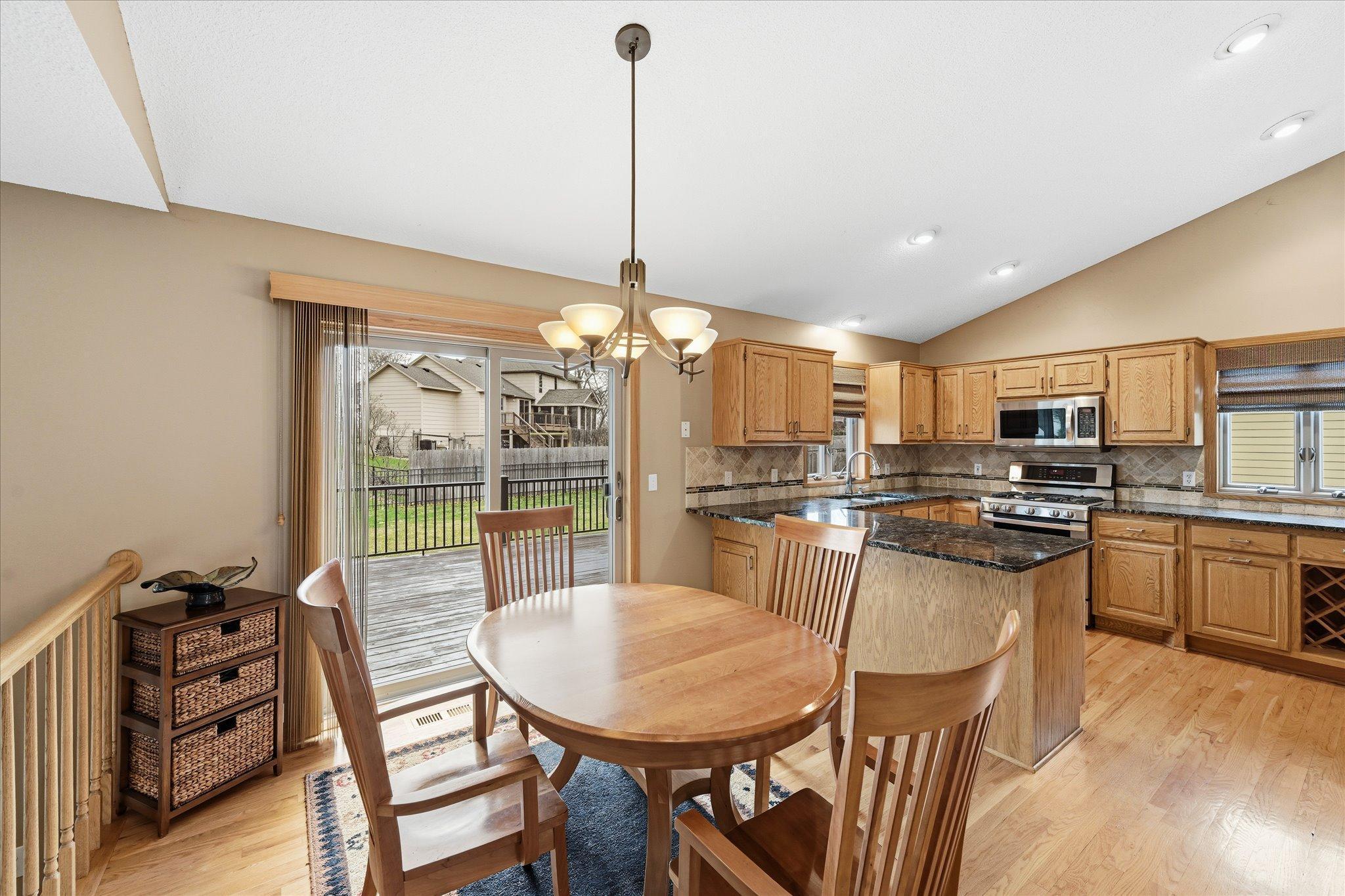 Dining Walkout to Deck