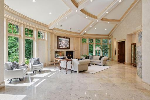 10' ceilings with dramatic vault.