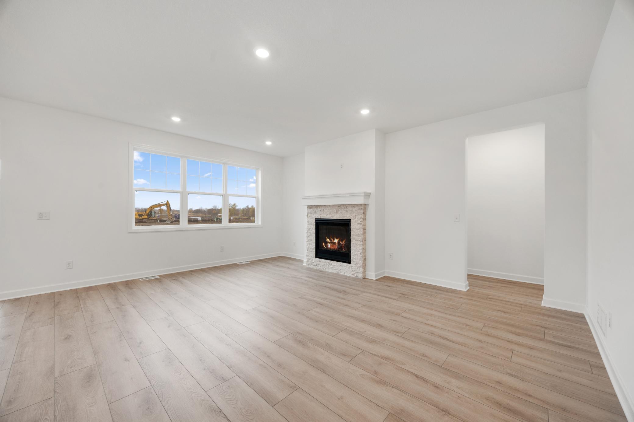 (Photo of an inventory home, actual homes finishes will vary)