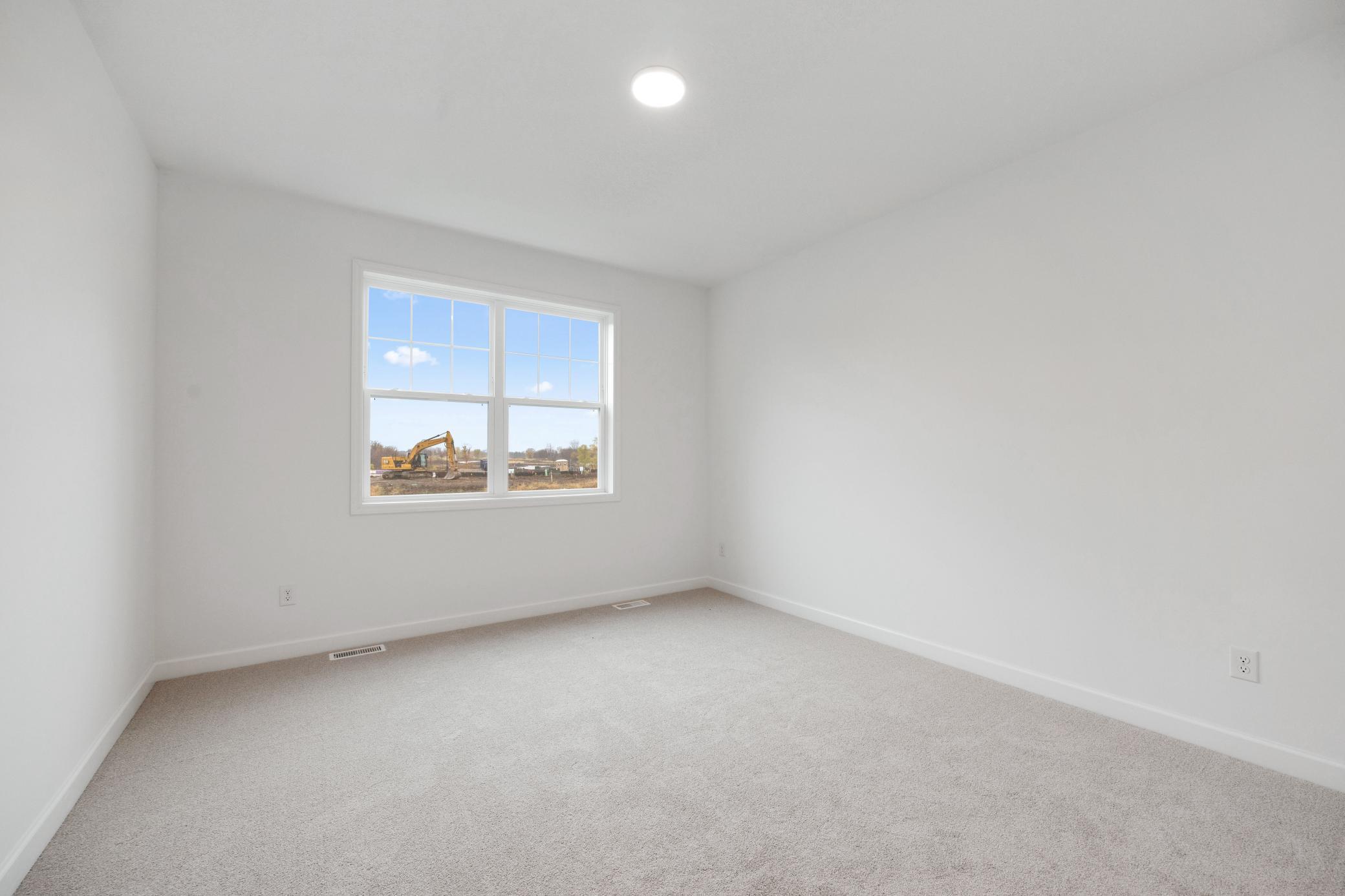 (Photo of an inventory home, actual homes finishes will vary)