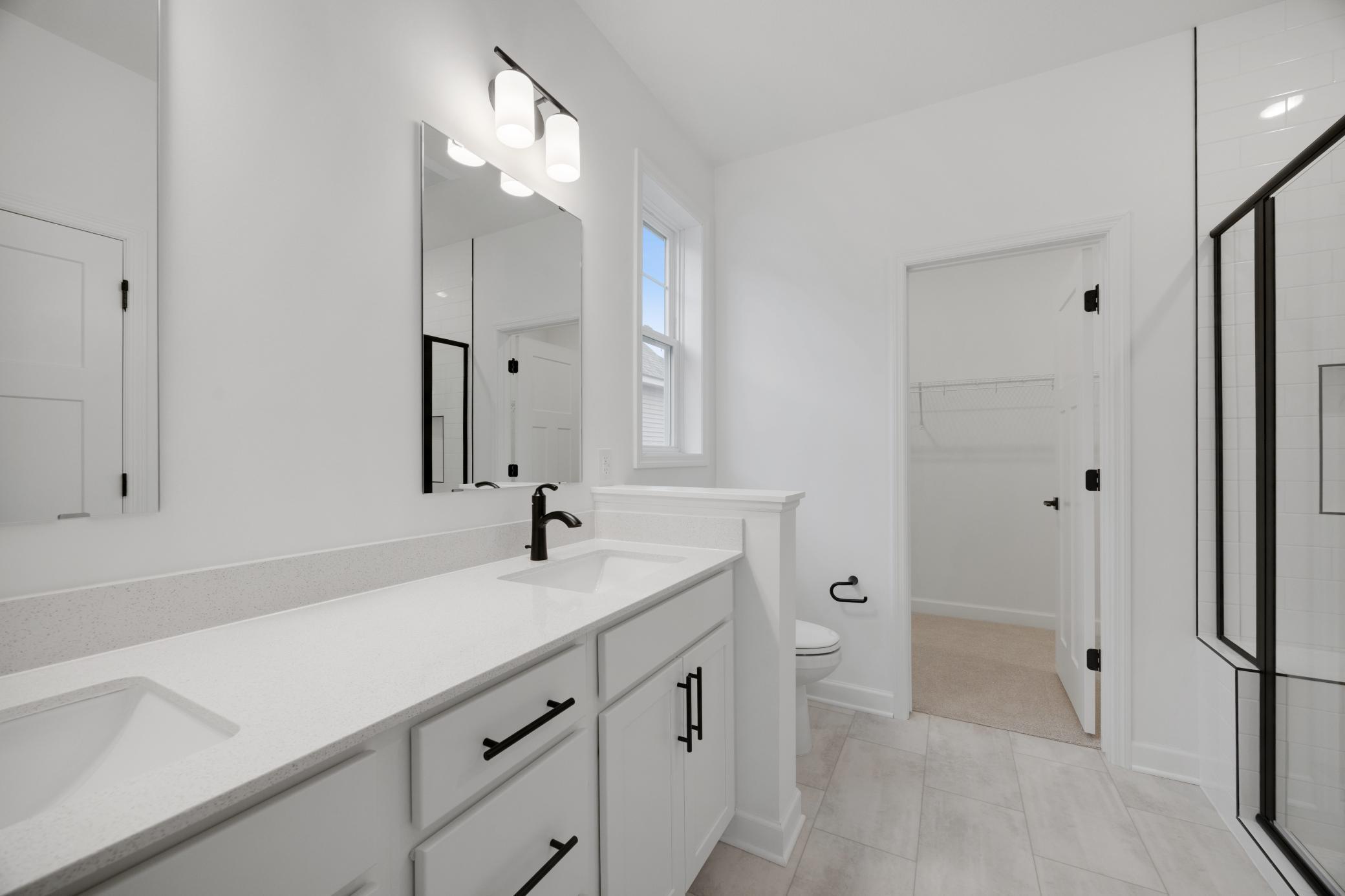 (Photo of an inventory home, actual homes finishes will vary)