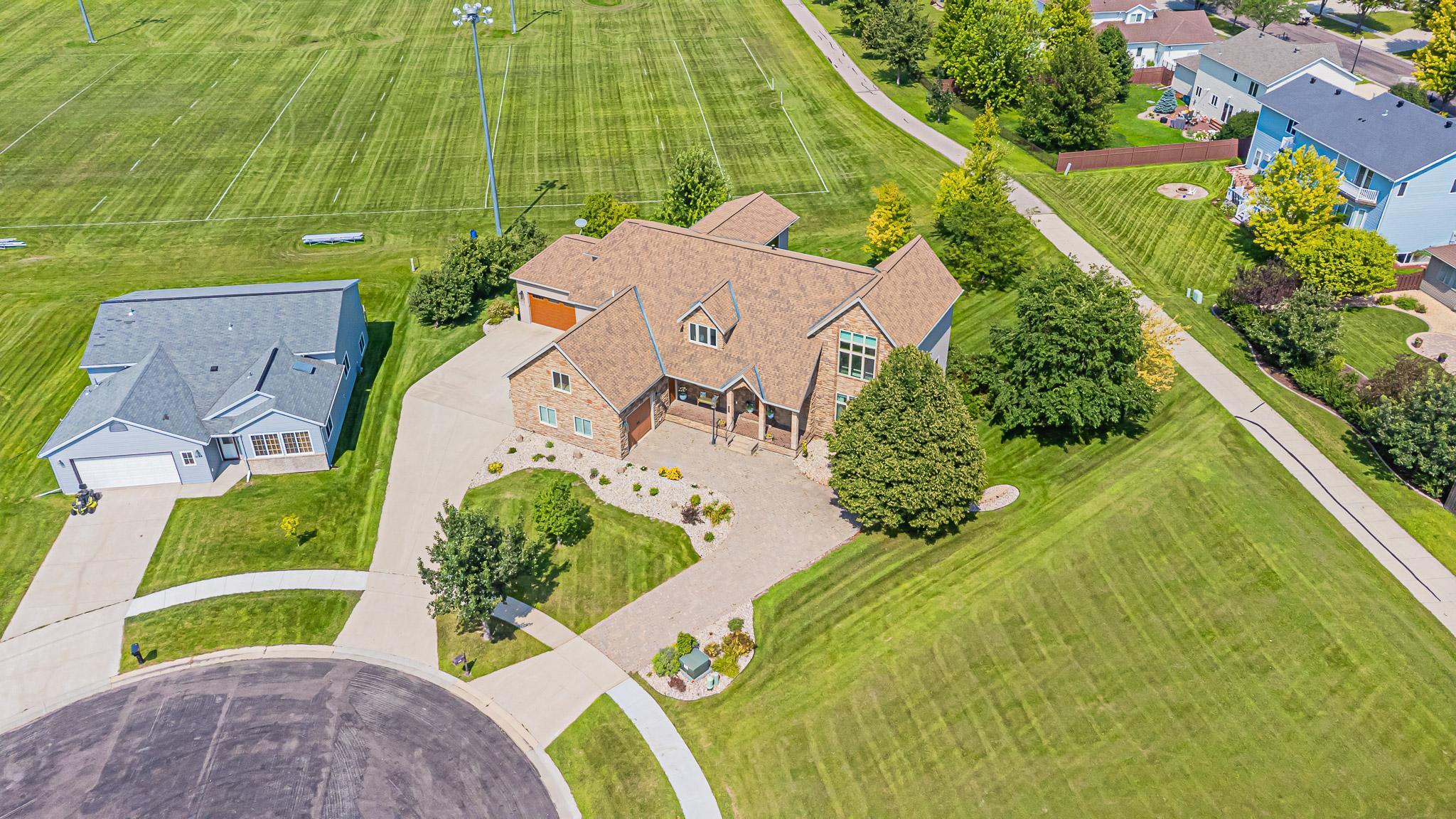 6132 18th St S, Fargo, ND-18.jpg