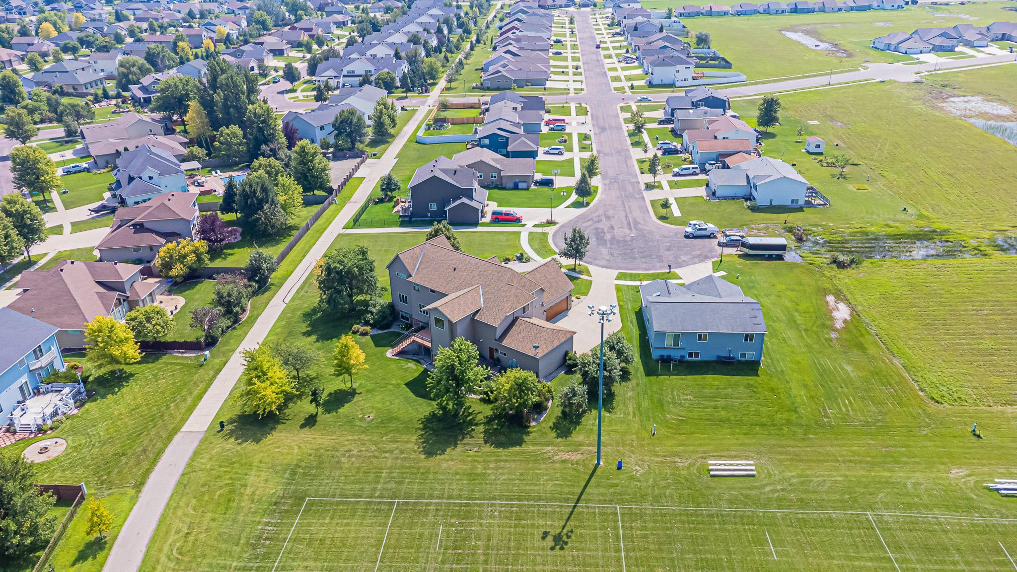 6132 18th St S, Fargo, ND-22.jpg