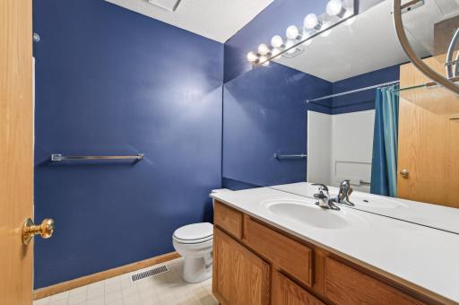 1925 Southcross Drive W, 1306, Burnsville, MN 55306