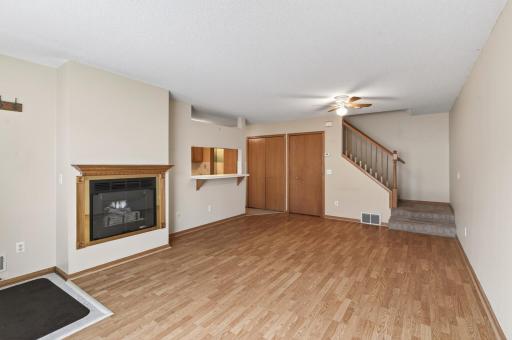 1925 Southcross Drive W, 1306, Burnsville, MN 55306