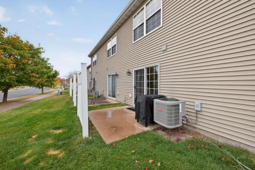 3084 River Falls Court NW, Rochester, MN 55901