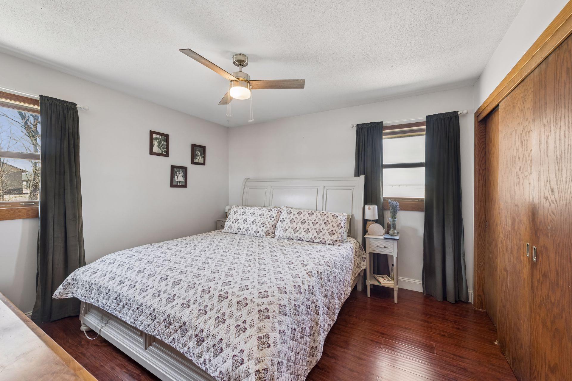 Primary bedroom, view 2- 0033.jpg