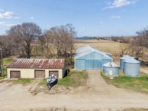 23710 State Highway 55, Loretto, MN 55357