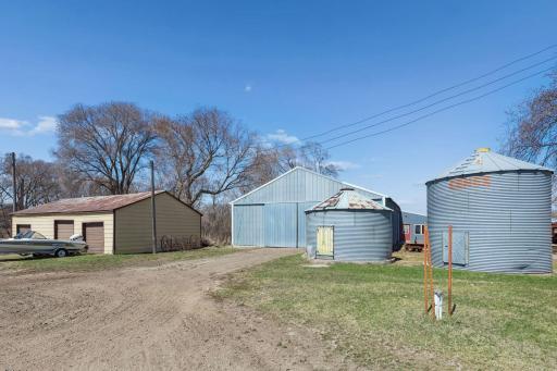 23710 State Highway 55, Loretto, MN 55357