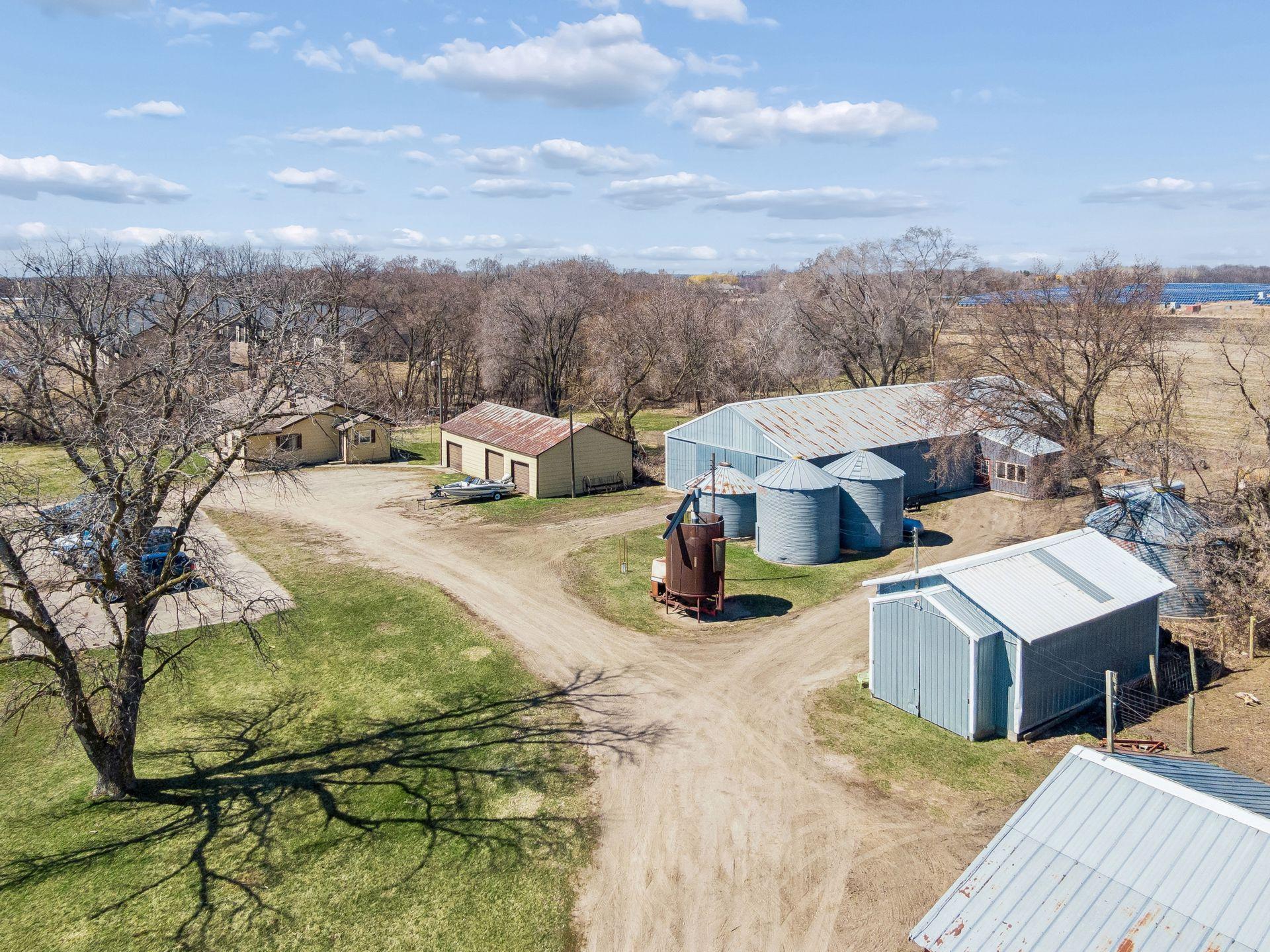 Unlimited storage possibilities. Tillable acres and Solar Field in background - 0010.jpg