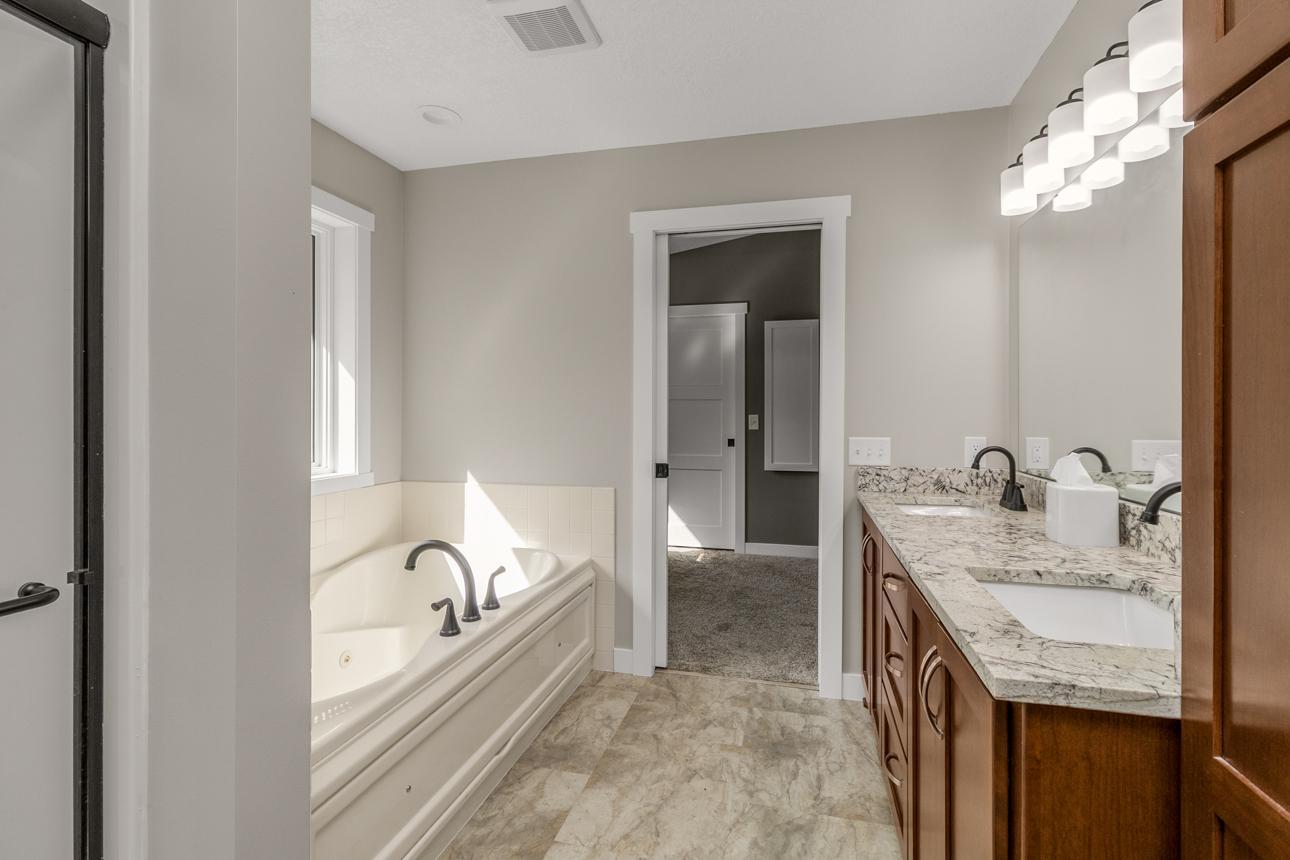 Double Sinks in Primary Bath