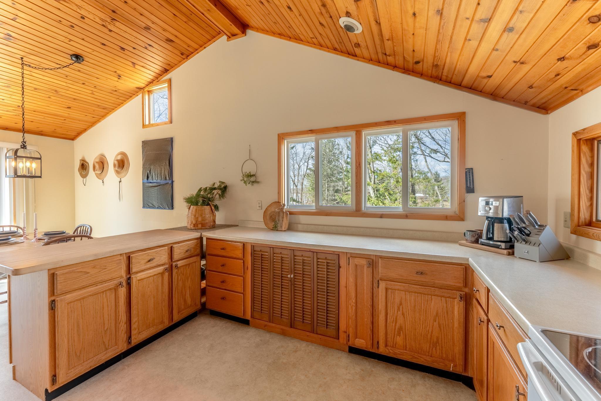 Look at all that counter space!