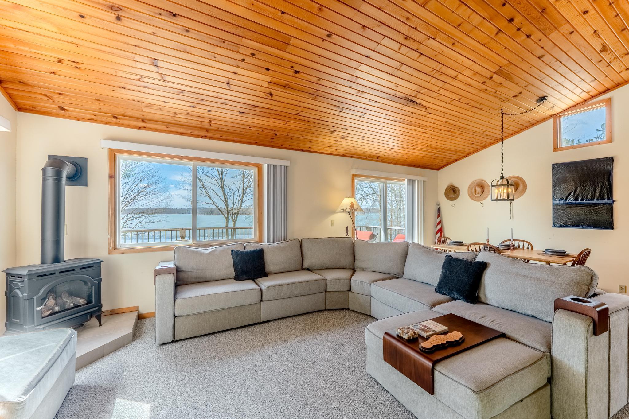 Open space leading out to expansive deck. Amazing views and feeling private at the same time.