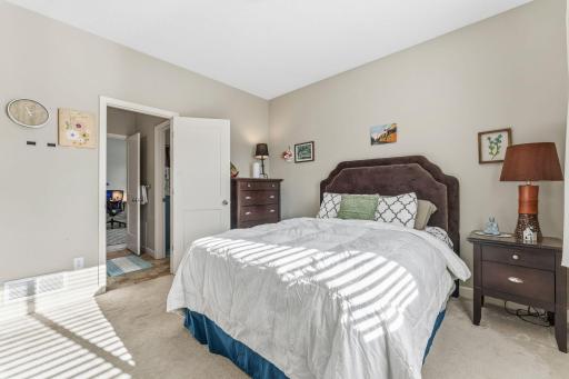 15672 Fairchild Way, Saint Paul, MN 55124