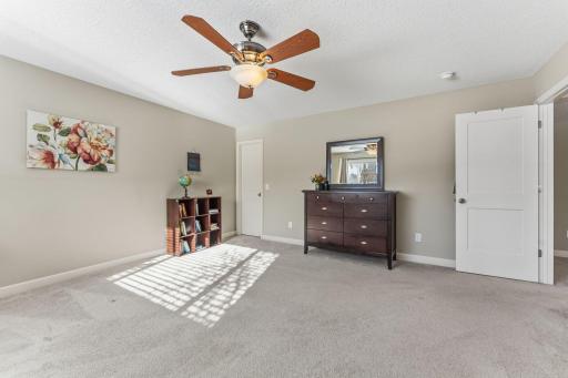 15672 Fairchild Way, Saint Paul, MN 55124