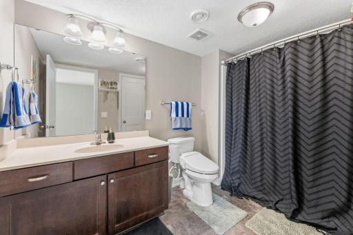 15672 Fairchild Way, Saint Paul, MN 55124