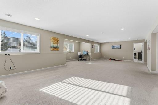 15672 Fairchild Way, Saint Paul, MN 55124