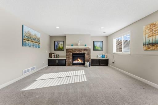 15672 Fairchild Way, Saint Paul, MN 55124