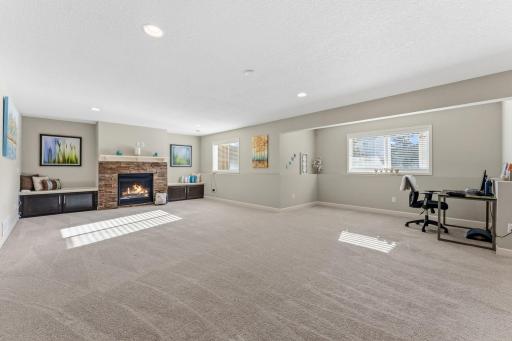 15672 Fairchild Way, Saint Paul, MN 55124