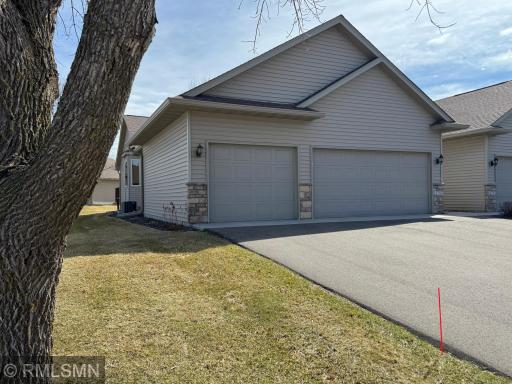 12757 Ferrara Avenue N, Hugo, MN 55038