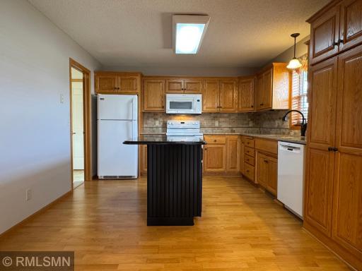 12757 Ferrara Avenue N, Hugo, MN 55038