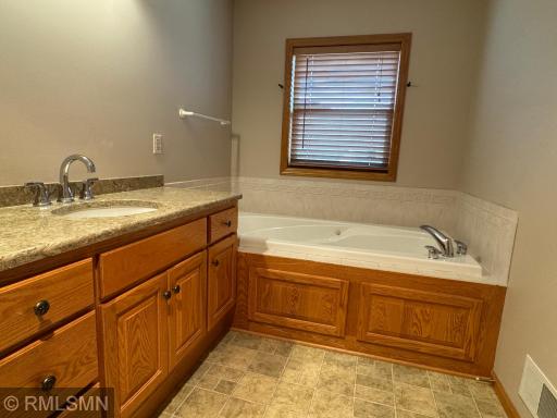 12757 Ferrara Avenue N, Hugo, MN 55038