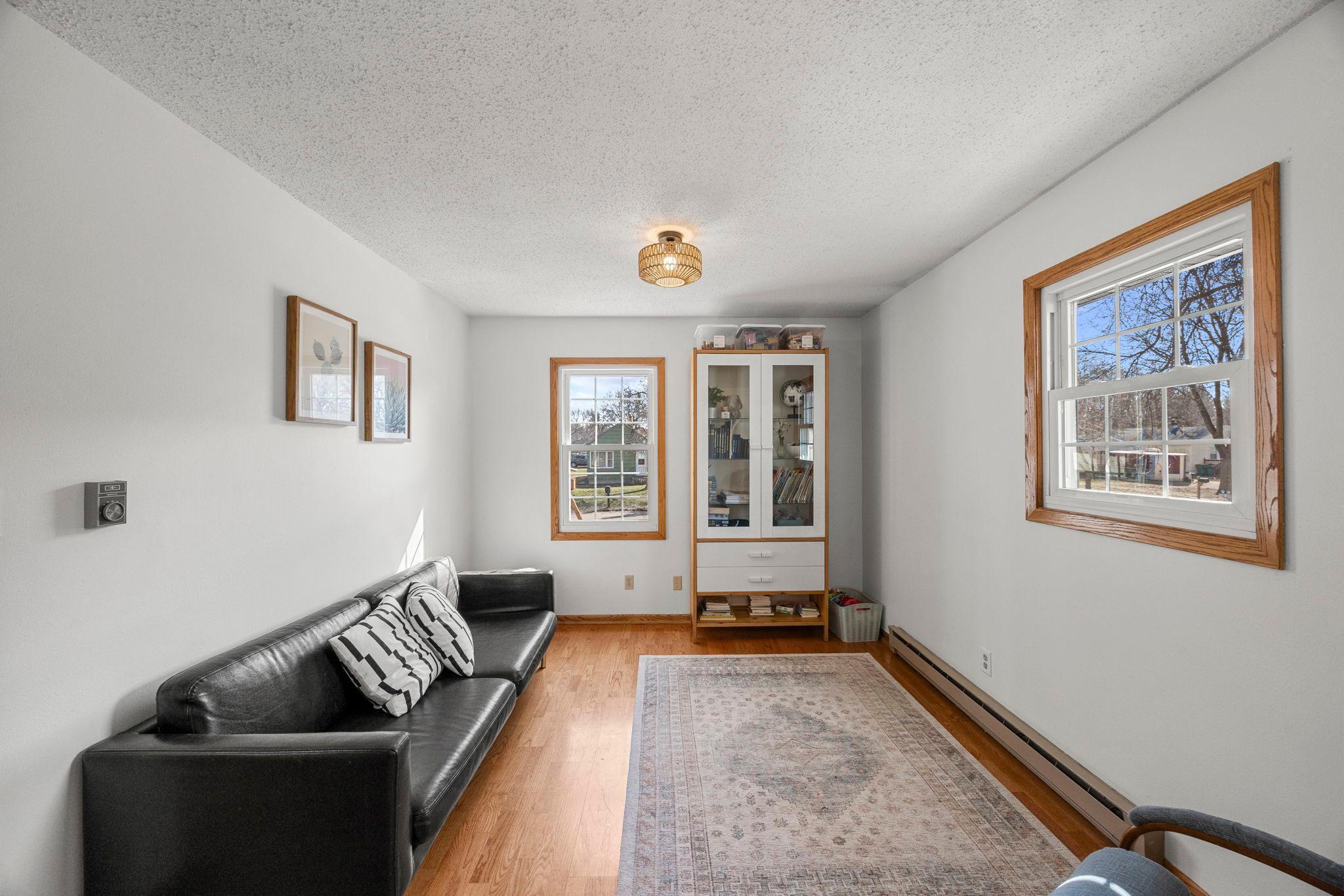 You’ll also find an additional family room on the upper level, giving you that extra living space everyone wants, ideal for movie nights, a play area, or sitting room.