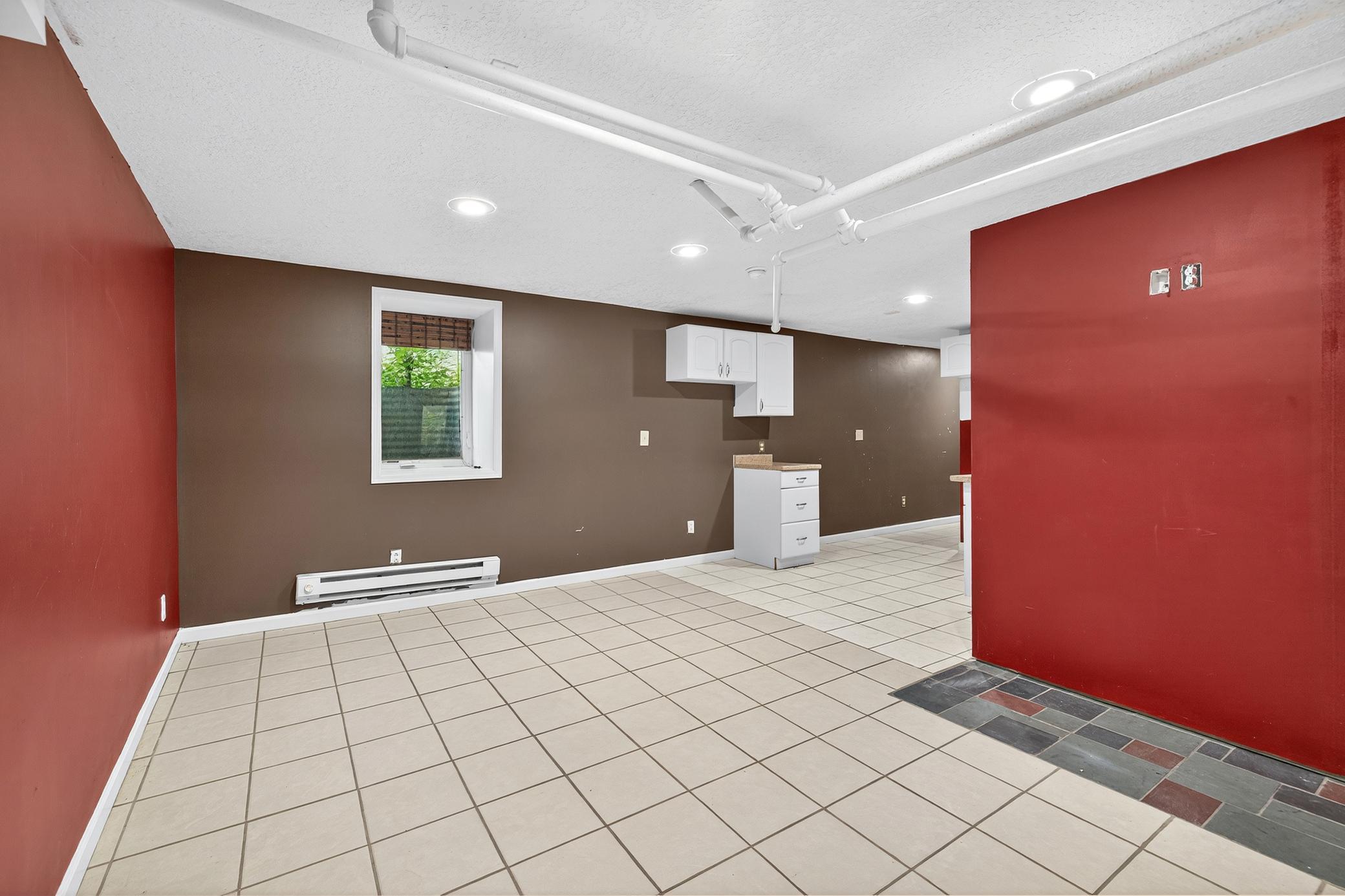 Non-conforming lower level